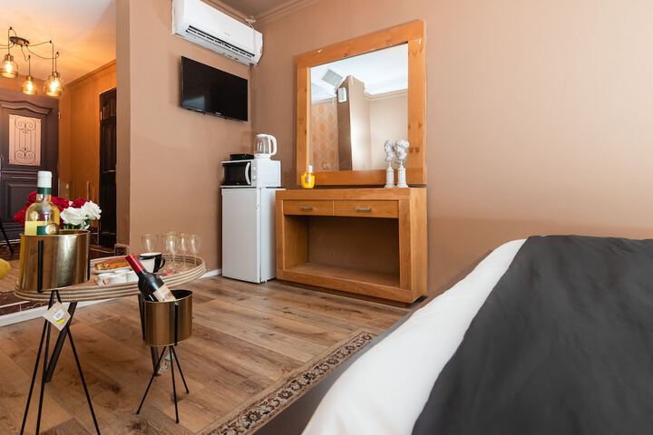 Room 20 of 32