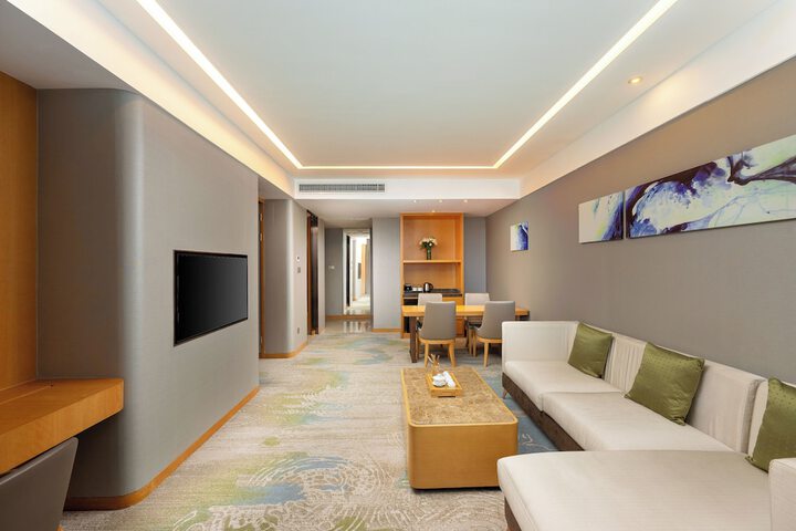 Room 16 of 116