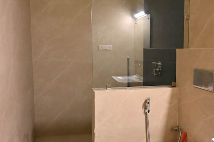 Room 14 of 29