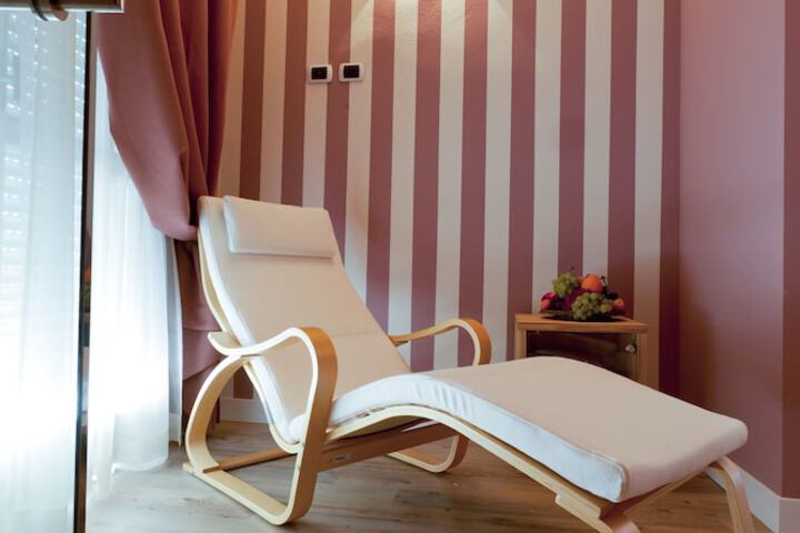 Massage Photo