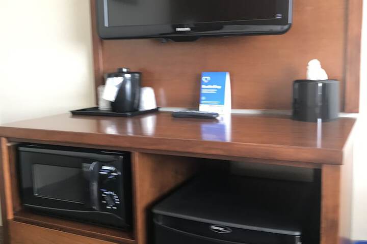 Mini-refrigerator