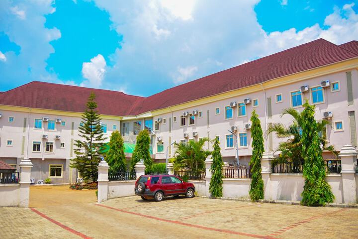 Exterior of Residency Hotel Leophine House