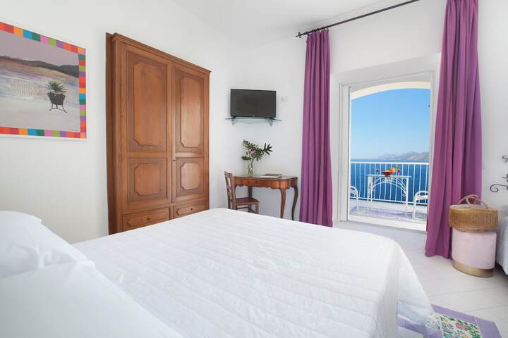 Room 21 of 73