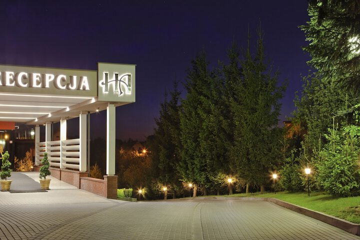 Hotel Exterior 63 of 72