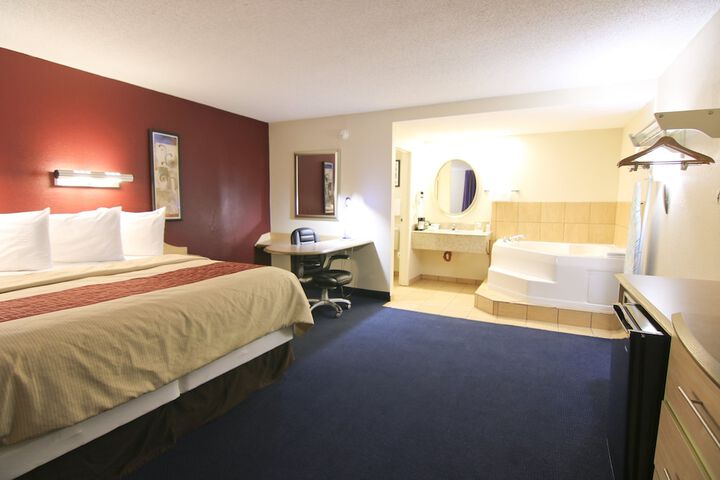 Superior King Bed (8 of 27)