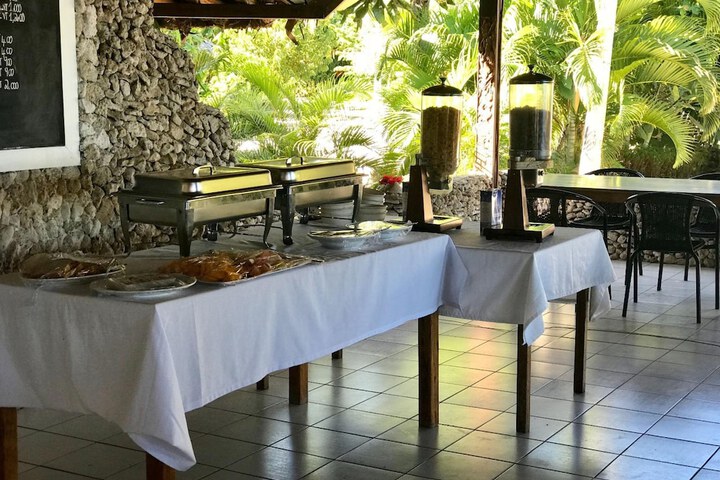 Dining 59 of 96