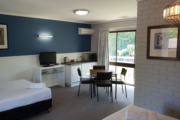 Room 25 of 41