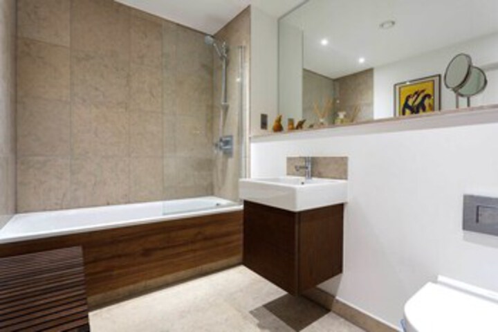 Room 3 of 20