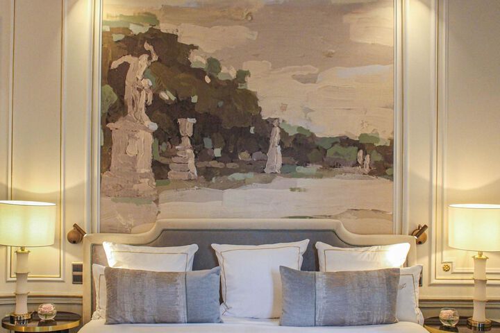 Room 54 of 179