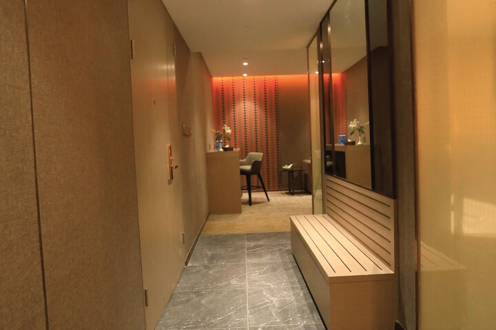 Room 20 of 28