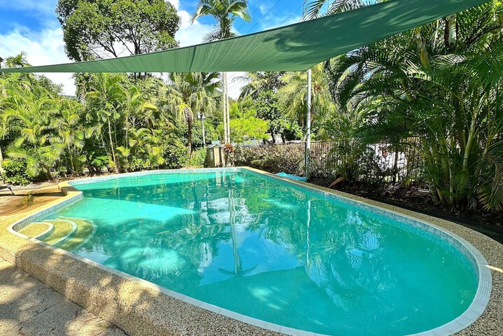 Pool 128 of 158