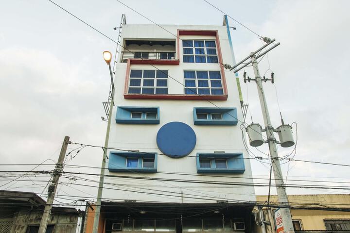 RedDoorz at Kalayaan Makati