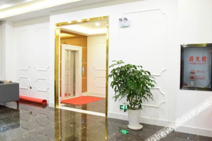 Hotel Interior 12 of 29