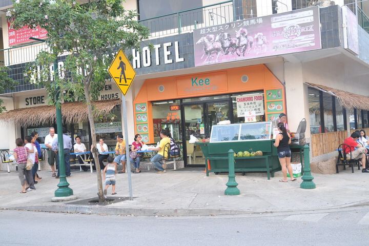 Hotel 6 of 12
