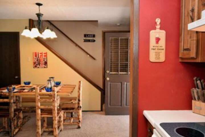 Room 14 of 36