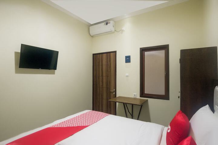 Room 6 of 24