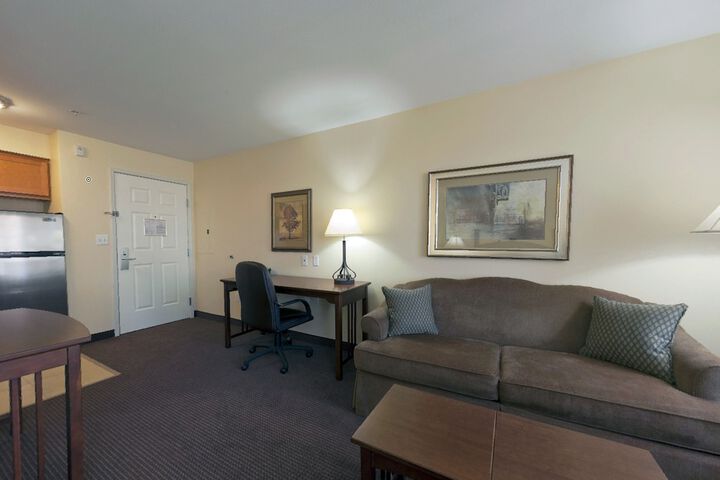 Room 6 of 47