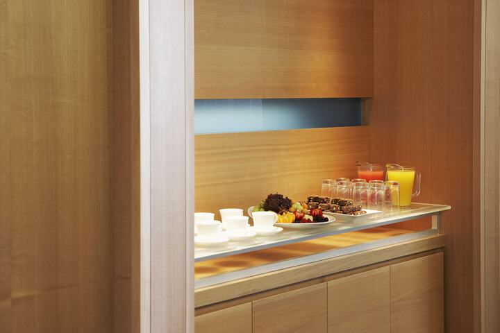 Breakfast/Coffee Service 51 of 85