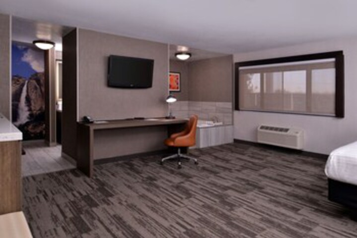 Room 31 of 33