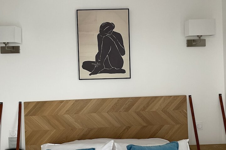 Room 23 of 83
