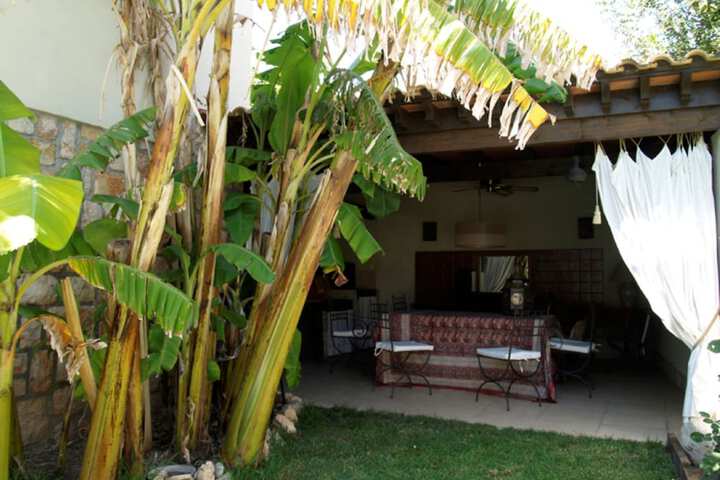 Hotel Exterior 26 of 28