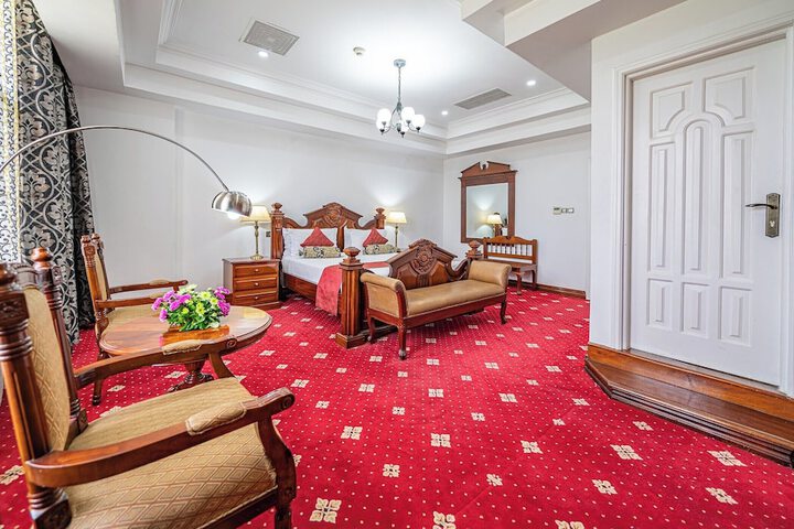 Room 25 of 50
