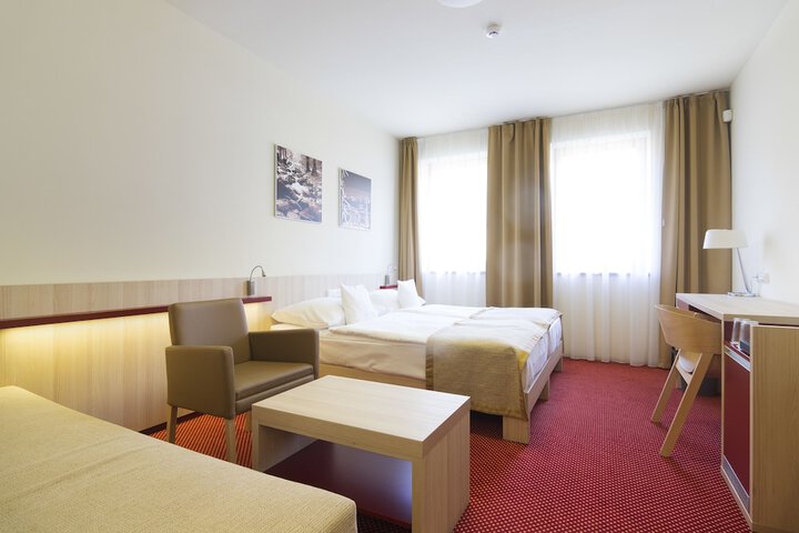 Room 27 of 116