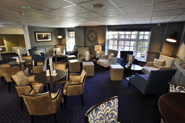 Hotel Lobby
