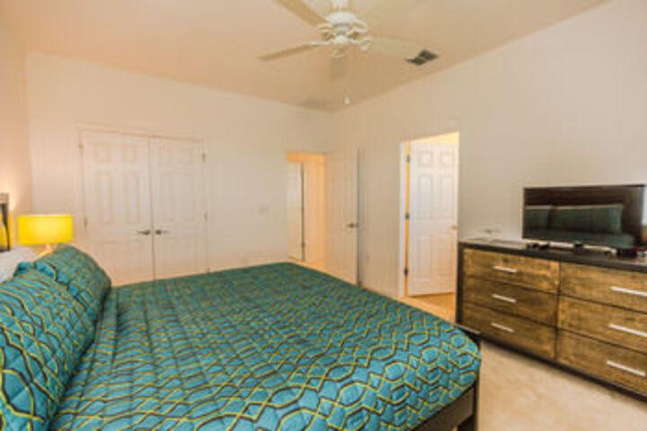 Room 41 of 105