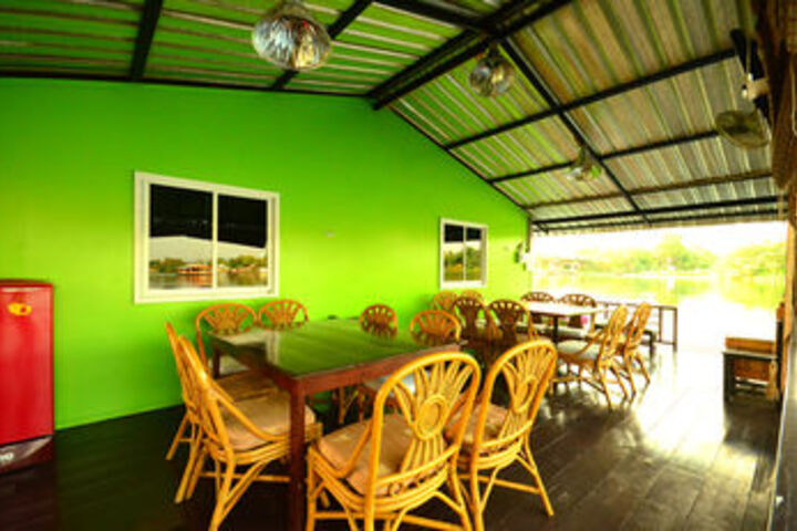 Terrace/Patio 58 of 59