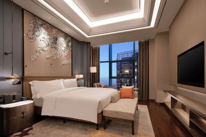 Room 14 of 61
