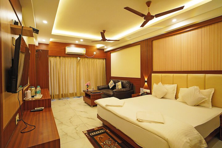 Room 33 of 81