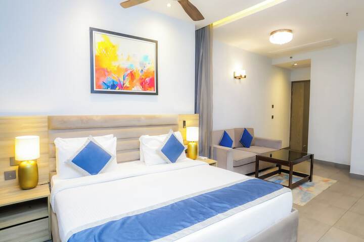 Room 10 of 67