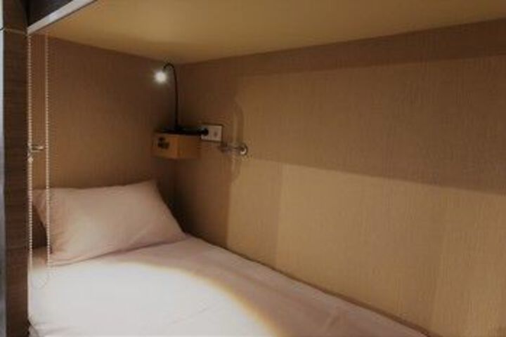 Room 7 of 21