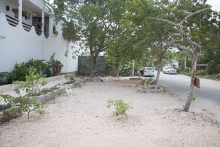 Property Grounds 92 of 110