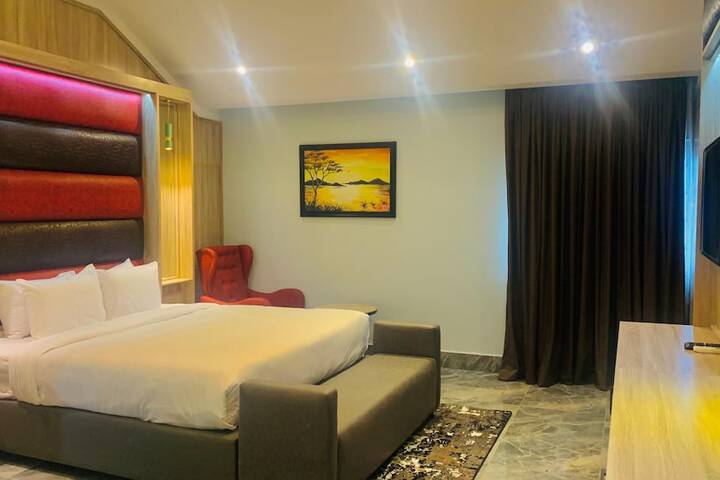 Room 10 of 41