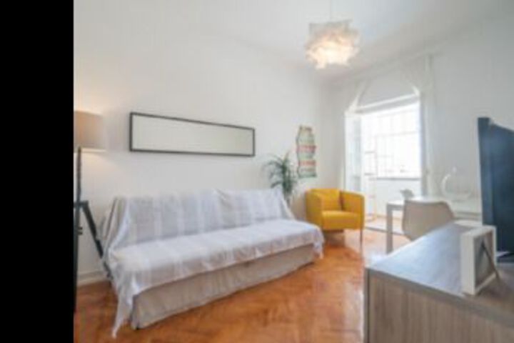 Room 40 of 147