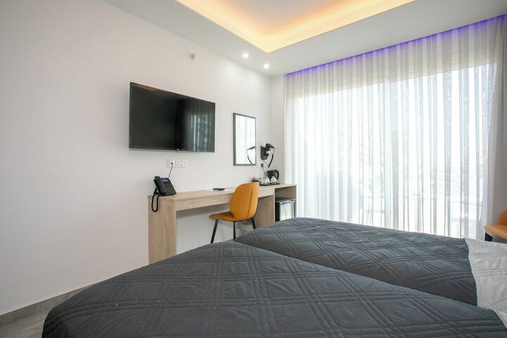 Room 19 of 50