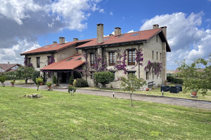 Exterior Photo