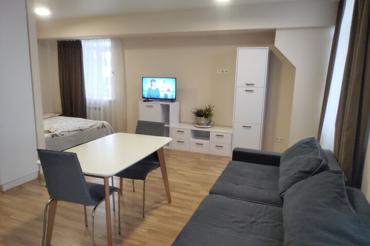 Room 94 of 128