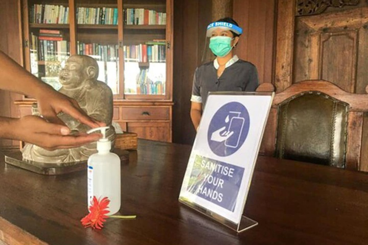 Guest Lobby