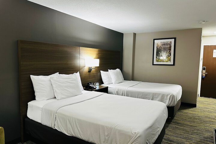 2 Double Beds (4 of 5)