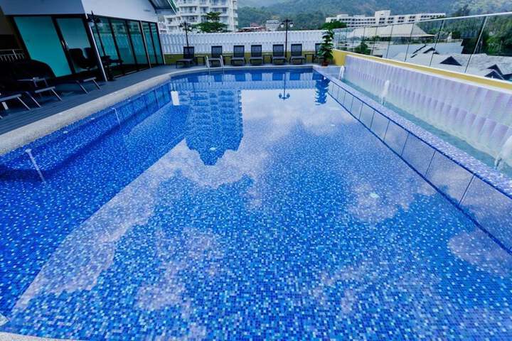 Pool 80 of 97