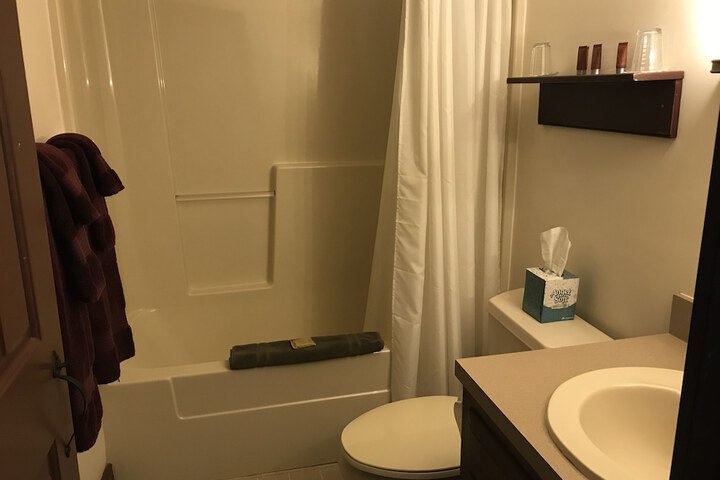 Room 38 of 63