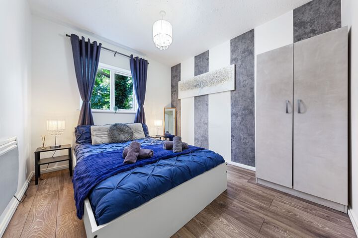 Room 16 of 23