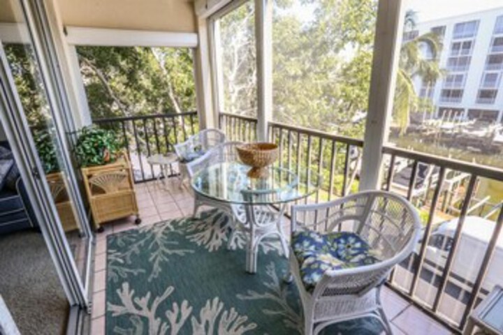 Terrace/Patio 2 of 24