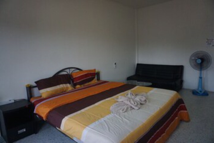 Room 3 of 15