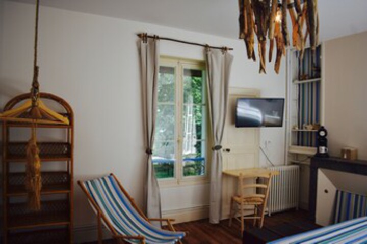 Room 47 of 81