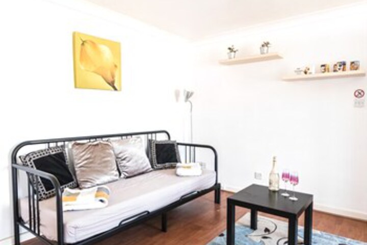 Room 16 of 26