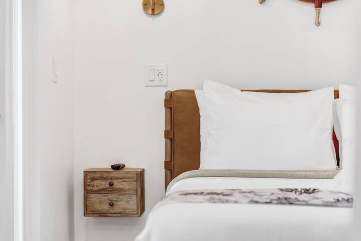 Room 20 of 69